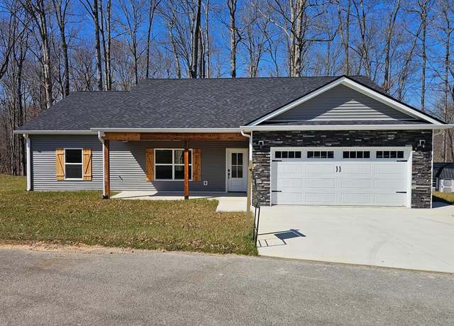 Property at 123 Lee Ct, Gainesboro, TN 38562, 3 beds, 2 baths