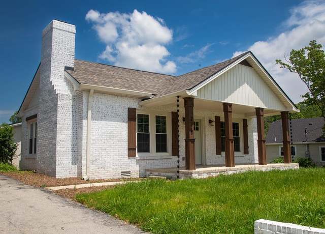 Property at 275 1st Ave Ave N, Baxter, TN 38544, 4 beds, 2.5 baths