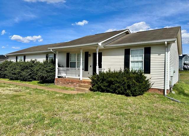 Property at 218 Cumberland Cove Dr, Carthage, TN 37030, 3 beds, 2 baths
