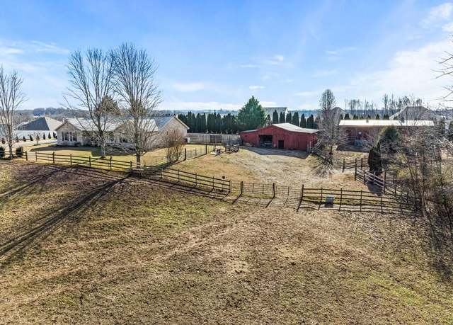 Property at 5301 Lovelady Rd, Cookeville, TN 38506, 3 beds, 2.5 baths