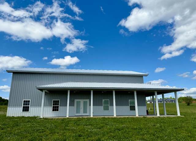 Property at 118 Summer Ln, Monroe, TN 38573, 2 beds, 1.5 baths