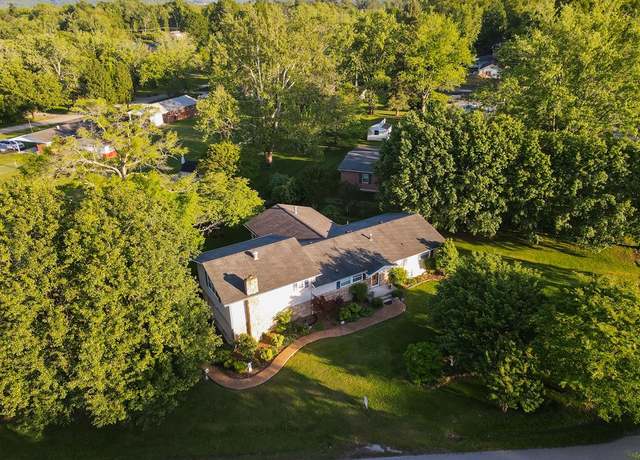 Property at 1361 Park Dr, Cookeville, TN 38501, 3 beds, 2 baths