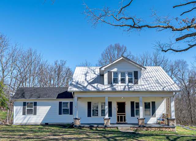 Property at 314 Wheeler Ave, Jamestown, TN 38556, 4 beds, 1 bath