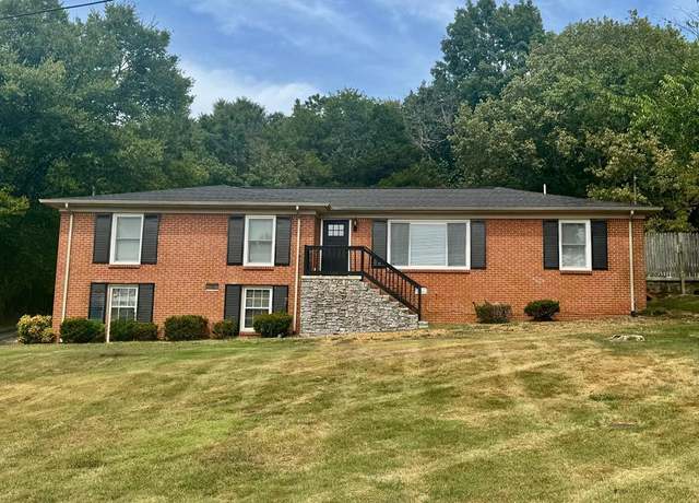 Property at 641 Carmack Ave, Carthage, TN 38563, 3 beds, 2.5 baths