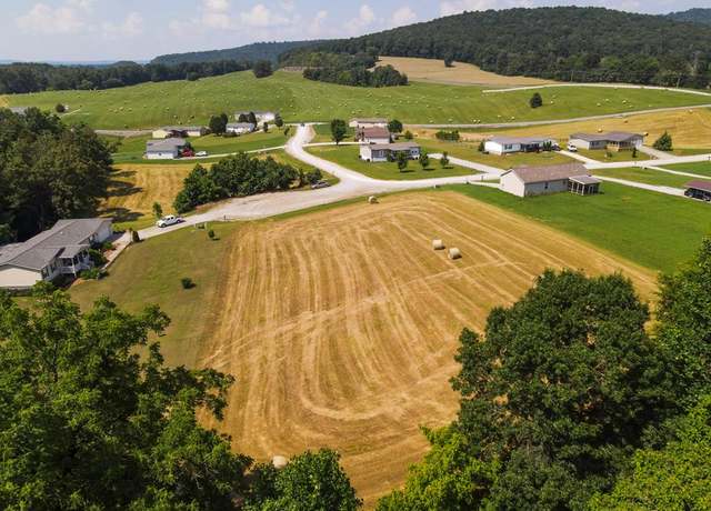 Property at 120 SE Falls View Rd, Sparta, TN 38583