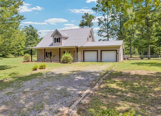 Property at 656 Caryonah Rd, Crossville, TN 38571, 3 beds, 3 baths