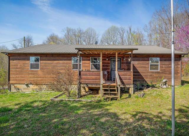 Property at 645 N Main St, Byrdstown, TN 38549, 3 beds, 2 baths