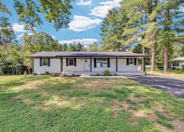 Property at 156 Horseshoe Dr, Cookeville, TN 38506, 3 beds, 2 baths