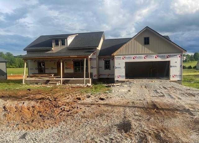 Property at 152 Bilbrey Rd, Livingston, TN 38570, 3 beds, 2 baths