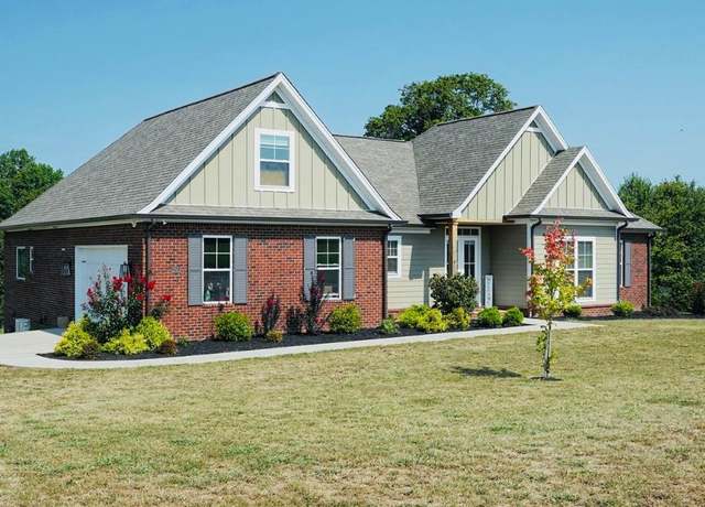 Property at 2511 Westowne Ave, Cookeville, TN 38501, 3 beds, 3 baths