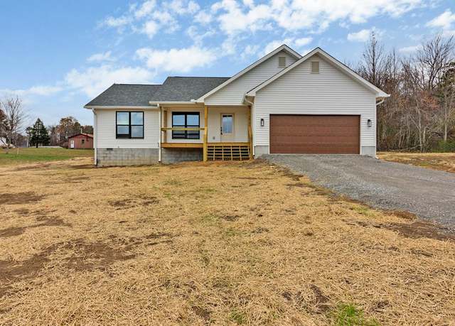 Property at 121 Willow Lake Dr, Jamestown, TN 38556, 2 beds, 2 baths