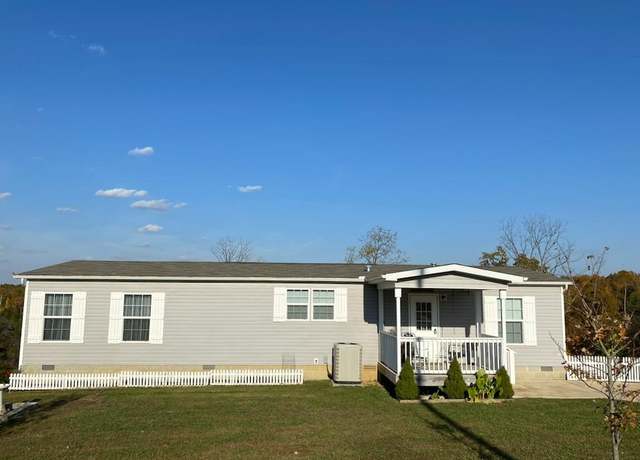 Property at 39 Old Hwy 52, Celina, TN 38551, 3 beds, 2 baths