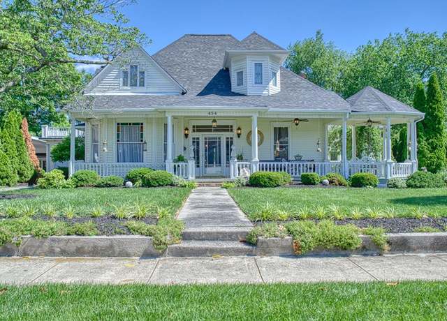 Property at 454 E Broad St, Cookeville, TN 38501, 4 beds, 2 baths