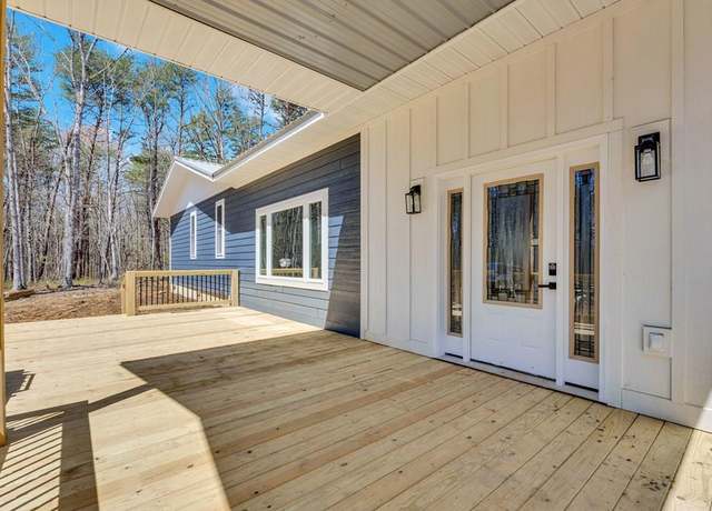 Property at 97 W W Bluff Rd, Pikeville, TN 37367, 3 beds, 2 baths