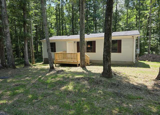 Property at 2795 Glade Creek Rd, Sparta, TN 38583, 3 beds, 2 baths
