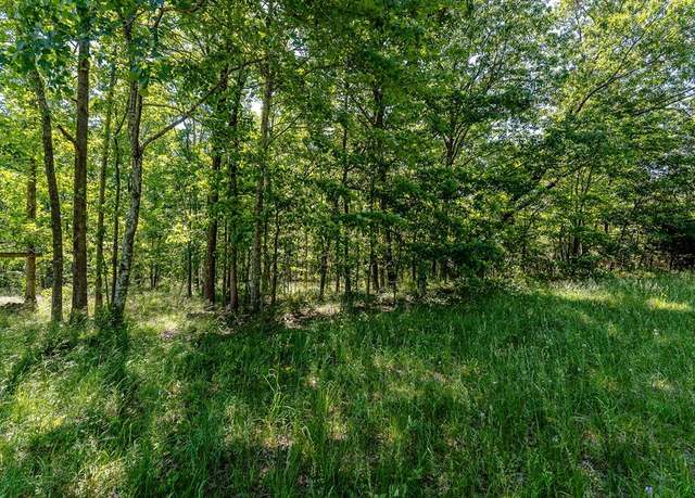 Property at 15 Queensbury Ln, Crossville, TN 38558