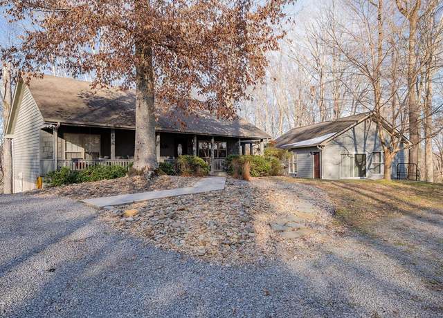 Property at 105 Seminole Ln, Byrdstown, TN 38549, 3 beds, 3 baths