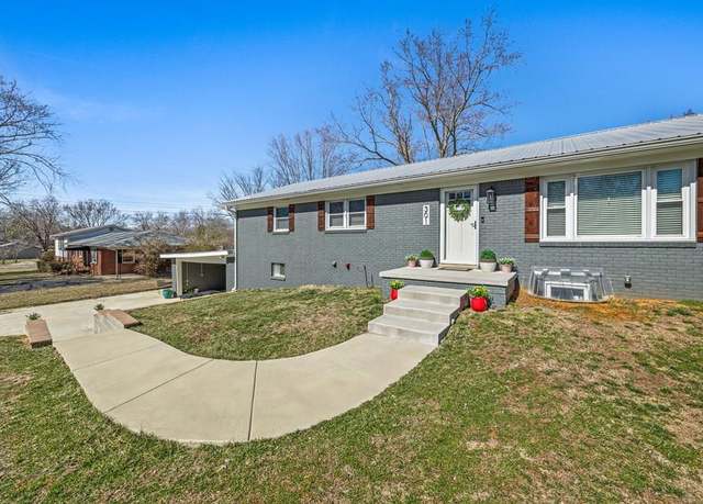Property at 301 Williams Cir, Cookeville, TN 38506, 4 beds, 3.5 baths