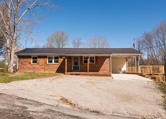 Property at 137 Martin Ln, Gainesboro, TN 38562, 3 beds, 2 baths
