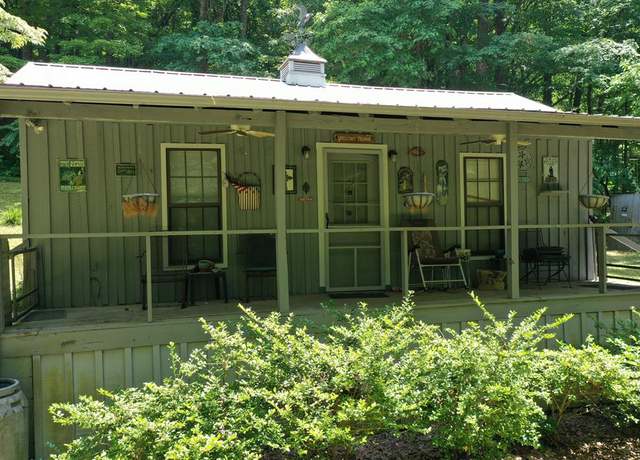 Property at 190 Roughshod Ln, Hilham, TN 38568, 2 beds, 1 bath