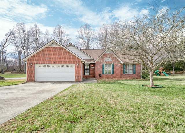 Property at 2029 Grademere Dr, Cookeville, TN 38501, 3 beds, 2 baths