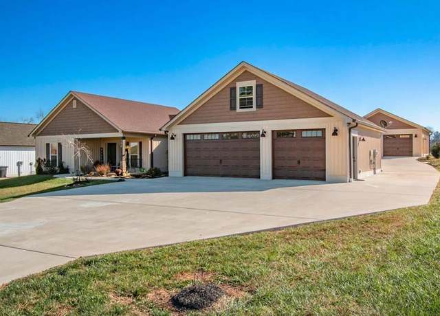 Property at 190 Crooked Creek Rd, Cookeville, TN 38506, 2 beds, 2 baths