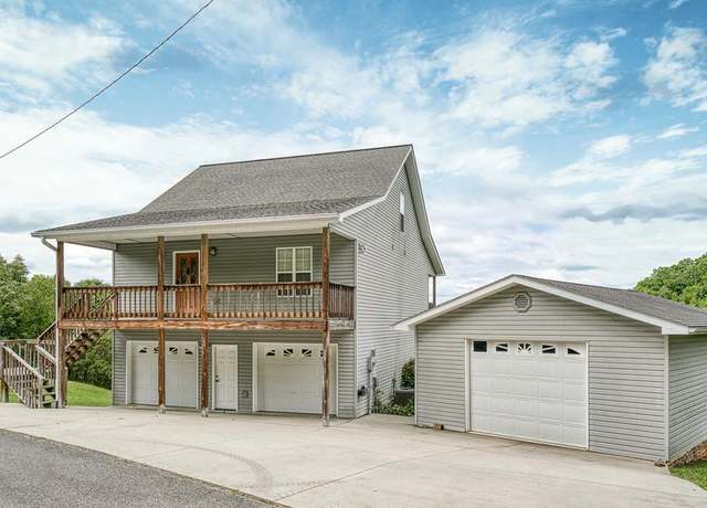 Property at 540 Midnight Dr, Byrdstown, TN 38549, 3 beds, 2.5 baths
