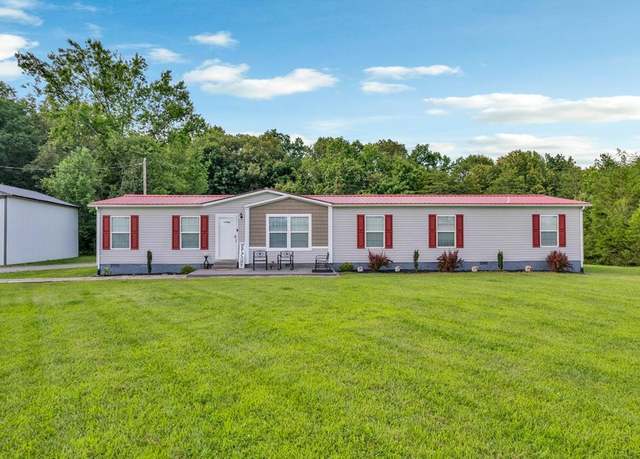 Property at 318 Wildcat Rd, Sparta, TN 38583, 4 beds, 2.5 baths