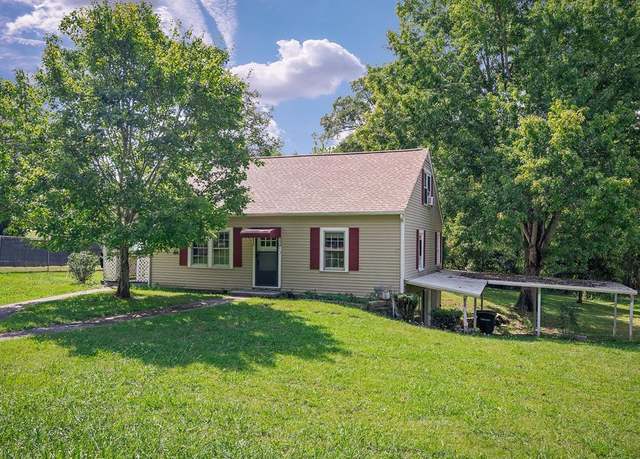Property at 1212 Crescent Dr, Cookeville, TN 38501, 4 beds, 2 baths