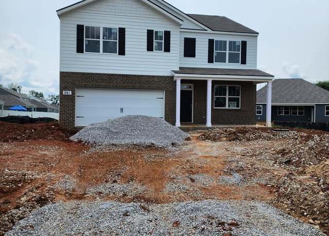 Property at 201 Crossgrain Rd, Cookeville, TN 38506, 5 beds, 3 baths