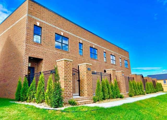Property at 232 N Mahler, Cookeville, TN 38501, 2 beds, 2.5 baths