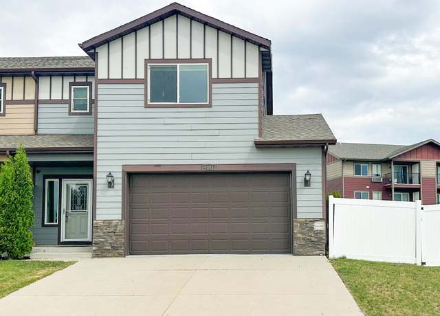 Property at 4007 Crossing St SW, Minot, ND 58701, 3 beds, 2.5 baths