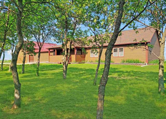 Property at 1170 170th St St NW, Des Lacs, ND 58733, 5 beds, 3 baths