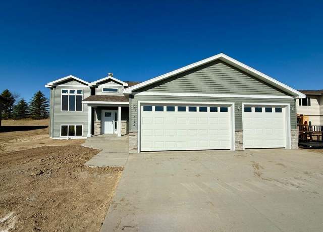 Property at 424 7th Ave SW, Surrey, ND 58785, 4 beds, 3 baths