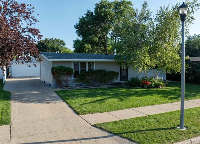 Property at 2521 W Central Ave, Minot, ND 58701, 3 beds, 2 baths