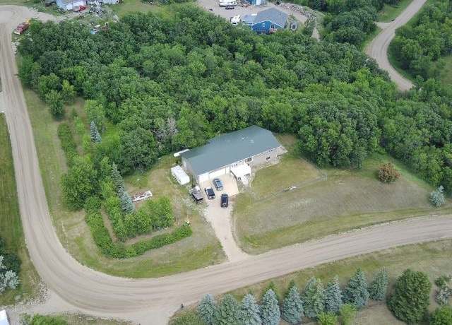 Property at 4911 SE 61st Ave, Minot, ND 58701, 7 beds, 3 baths