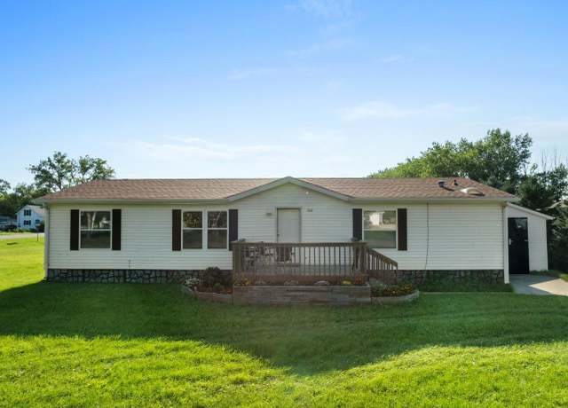 Property at 200 Pleasant Ave N, Surrey, ND 58785, 3 beds, 2 baths