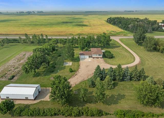 Property at 4800 46th Ave NE, Minot, ND 58703, 4 beds, 2 baths