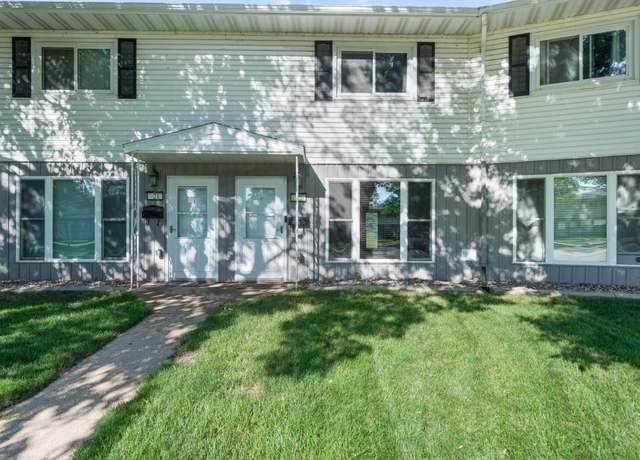 Property at 22 Westfield Cir, Minot, ND 58701, 2 beds, 2 baths