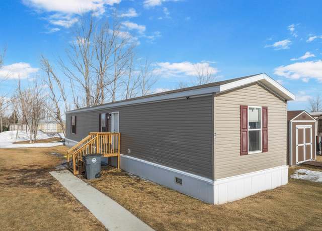Property at 405 SE 31st Ave #21 Ave #21, Minot, ND 58701, 3 beds, 2 baths