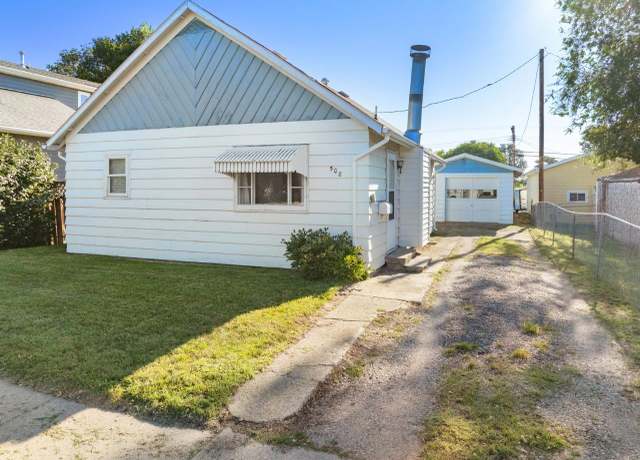 Property at 508 22nd St NW, Minot, ND 58703, 2 beds, 1 bath