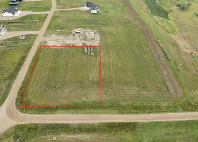 Property at 700 NE 83rd St, Minot, ND 58703