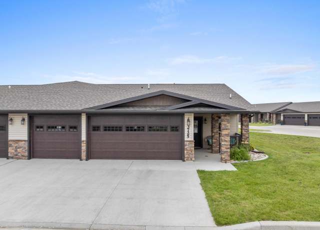 Property at 3725 White Pine Cir SE, Minot, ND 58701, 2 beds, 2 baths