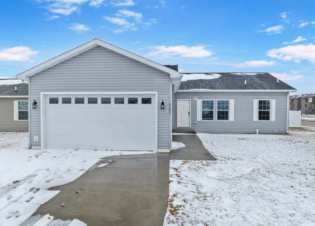 Property at 3200 NW 15th St NW, Minot, ND 58703, 3 beds, 2 baths