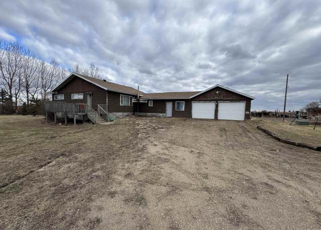 Property at 7825 Main St E, Carrington, ND 58421, 3 beds, 1 bath