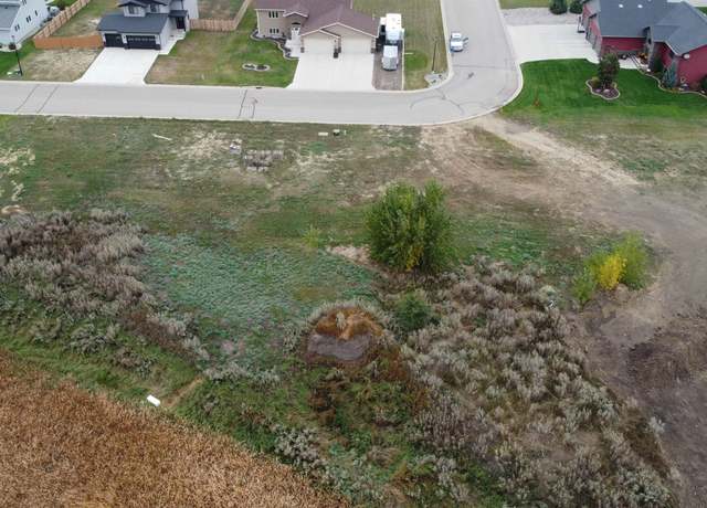 Property at 609 6th St SW, Surrey, ND 58785
