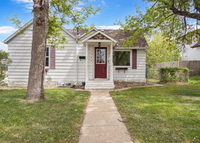Property at 1309 1st St SE, Minot, ND 58701, 2 beds, 2 baths
