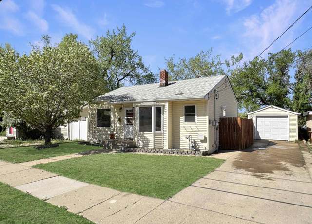 Property at 1201 Soo St SE, Minot, ND 58701, 2 beds, 1 bath