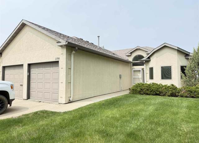 Property at 2700 18th Ave SW, Minot, ND 58701, 2 beds, 2 baths