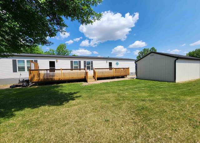 Property at 800 31st Ave SE #506, Minot, ND 58701, 3 beds, 2 baths